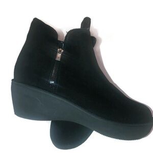 Kenneth Cole Reaction Womens Prime Black Suede Leather Bootie Sz9 EUC